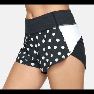 Outdoor Voices Hudson Shorts Size L